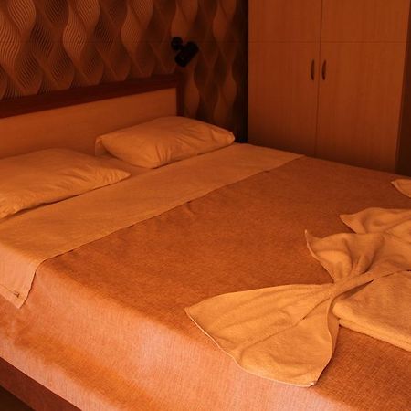 Saturn Hotel كوشاداسيه المظهر الخارجي الصورة