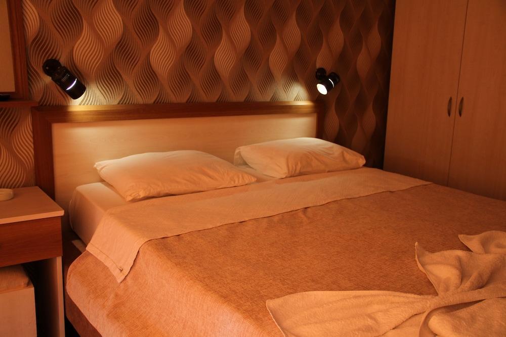 Saturn Hotel كوشاداسيه المظهر الخارجي الصورة