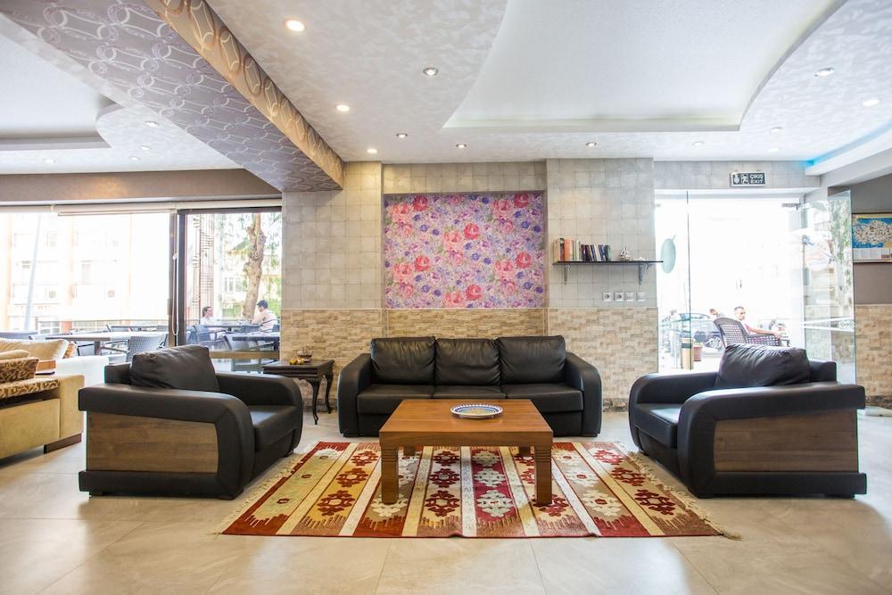 Saturn Hotel كوشاداسيه المظهر الخارجي الصورة