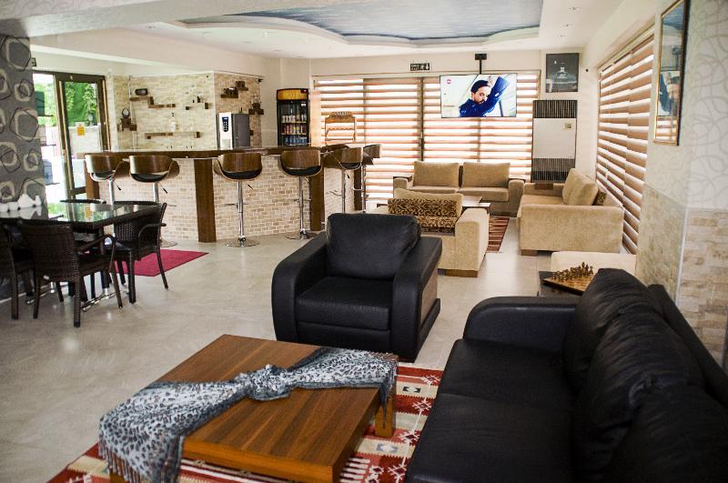 Saturn Hotel كوشاداسيه المظهر الخارجي الصورة