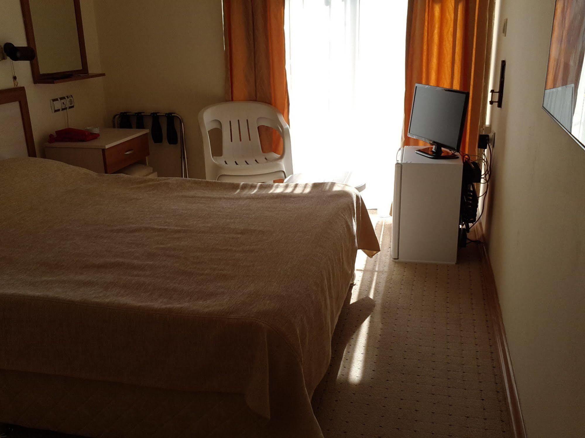 Saturn Hotel كوشاداسيه المظهر الخارجي الصورة