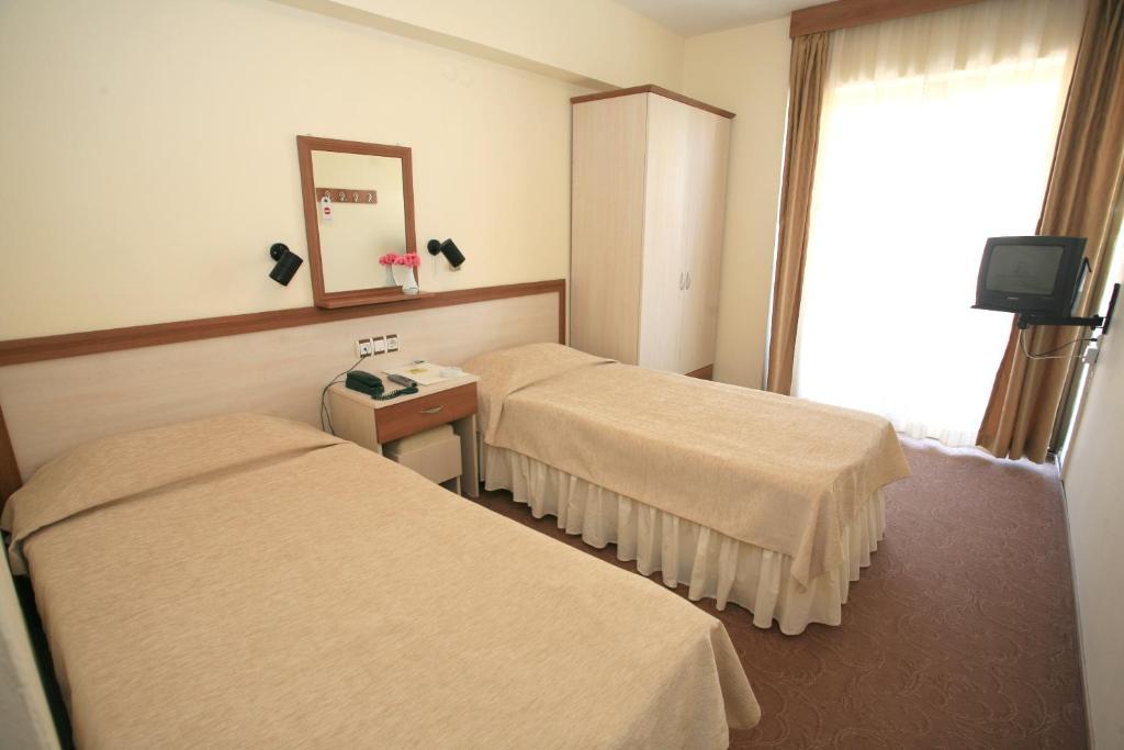 Saturn Hotel كوشاداسيه المظهر الخارجي الصورة